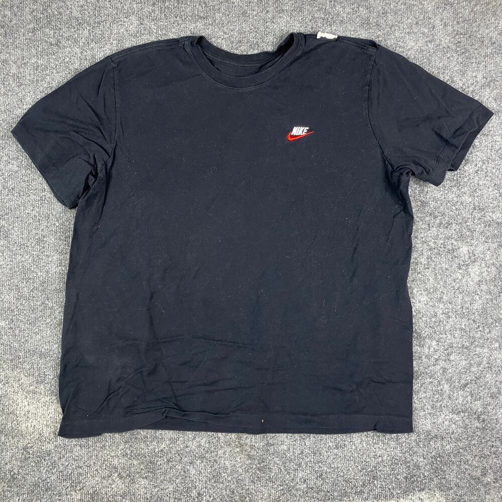 Nike T-Shirt Mens XL Black Red White Small Swoosh Logo Athletic Casual Tee
